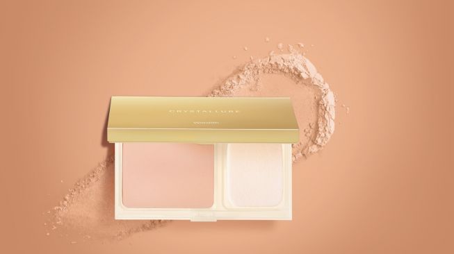 Crystallure Precious Luminizing Silk Powder Foundation (Crystallure by Wardah)