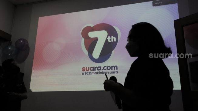 Sesi peluncuran program baru di momen perayaan dan syukuran HUT ke-7 Suara.com di Jakarta, Jumat (19/3/2021). [Alfian Winanto / Suara.com]