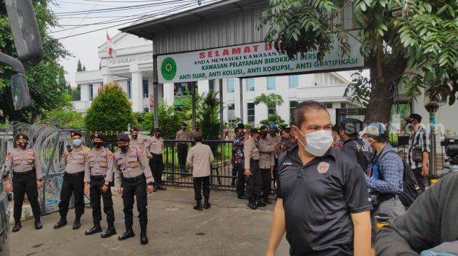 Terjunkan Ribuan Personel, Sidang Rizieq di PN Jaktim Dijaga Ketat Polisi