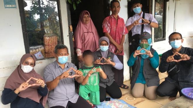 Kemensos Fasilitasi Asesmen Fisik Anak dengan Kelainan Tulang Paha