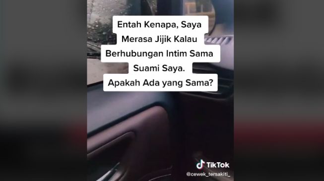 Curhat wanita yang tak pernah berhubungan intim dengan suami (tiktok.com/@cewek_tersakiti_)