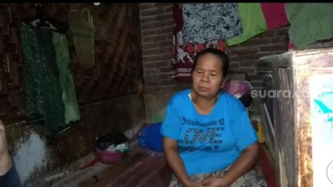 Kisah Nenek Buni Hidup 30 Tahun di Pasar Gebang Jember