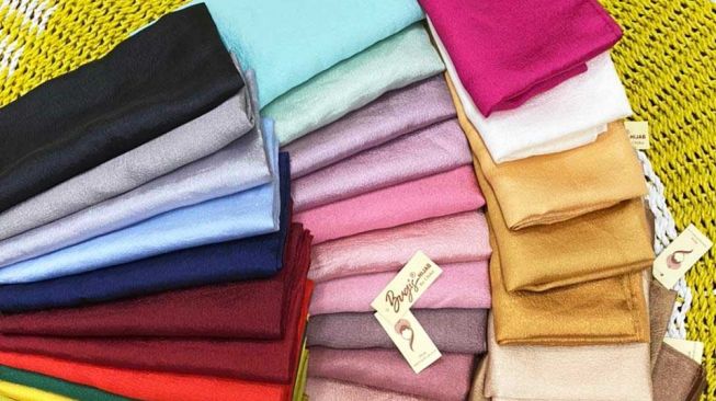 Hijab polos mono crape (Dok. Bugis Hijab)