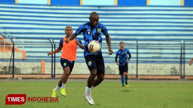 Jangan Lewatkan!! Link Live Streaming Persebaya Surabaya Vs Persela Lamongan, Baru Mulai