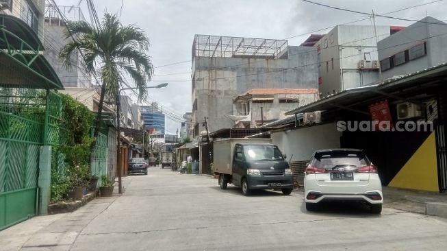 Lokasi aksi penjambretan terhadap lansia di Jalan Harum Manis, Mangga Besar, Tamansari, Jakarta Barat. (Suara.com/Arga)