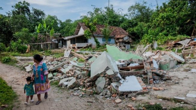 42 Rumah Korban Pergerakan Tanah Lebak Berteriak