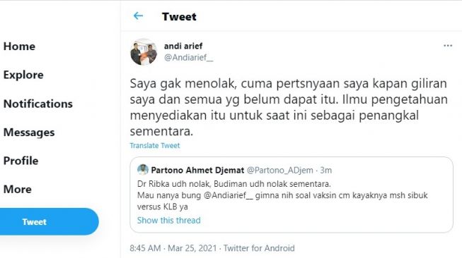 Cuitan Andi Arief soal vaksinasi.[Twitter/@Andiarief__]