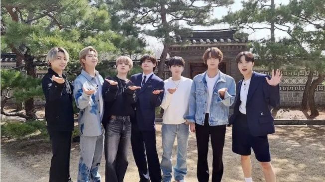 BTS di You Quiz On The Block. (Soompi)