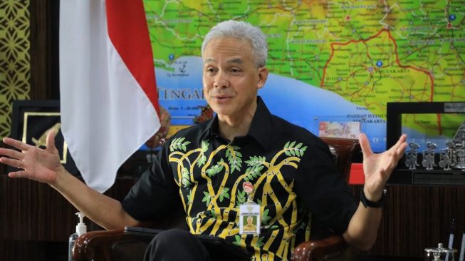 Ganjar Pranowo : Warga Jateng Antusias Sukseskan Program Vaksinasi Nasional