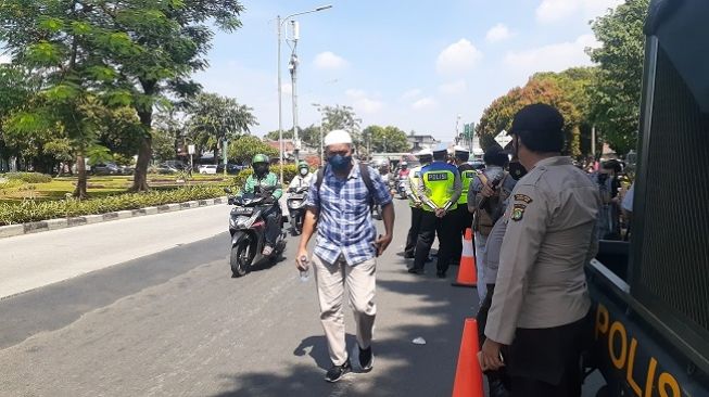 Polisi Tangkap Pendukung Habib Rizieq Jika Bandel Berkerumun