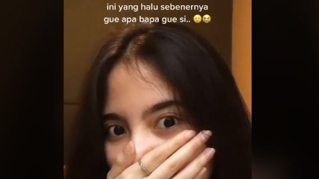 Gadis syok ayahnya paham Kpop. (TikTok/@fkml)