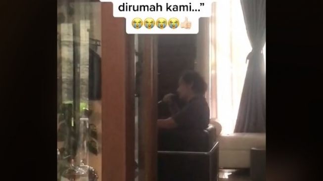 Anak Gadisnya Suka Kpop, Ayah Ikutan Halu sampai Diketawain