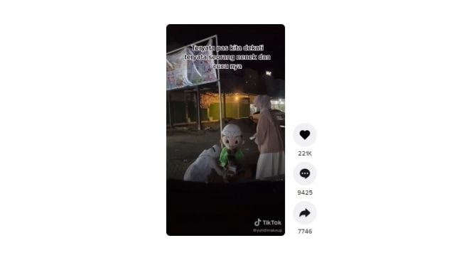 Perjuangan nenek jadi badut. [TikTok]