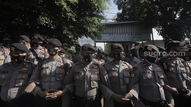 Sidang Vonis Habib Rizieq Hari Ini, Ribuan Polisi dan TNI Dikerahkan ke PN Jaktim