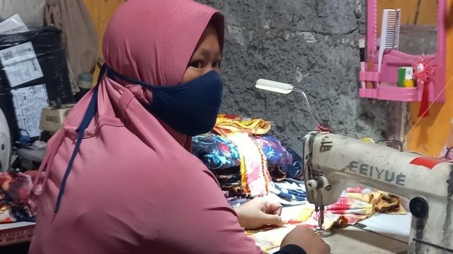 Berkat PKH dari Kemensos, Penghasilan Jutaan Rupiah Kini Jadi Miliknya