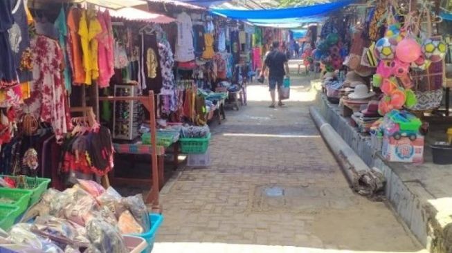 Pedagang di Pantai Sanur Sedih, Seharian Buka Toko Tapi Tak Ada yang Datang