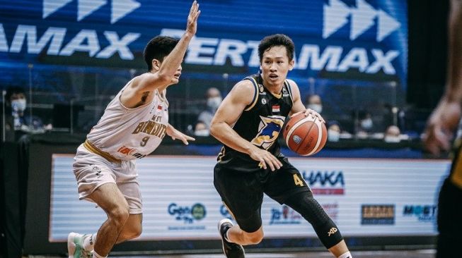 Abraham Damar Pimpin Prawira Menangi Gim Pertama Play-off IBL 2021