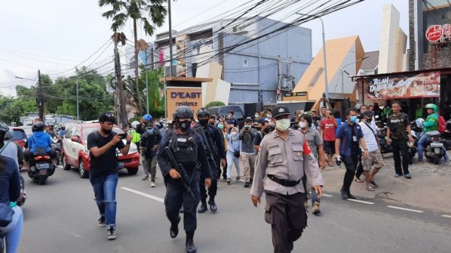 Diciduk Polisi, Satu Terduga Teroris di Condet Sempat Melakukan Perlawanan