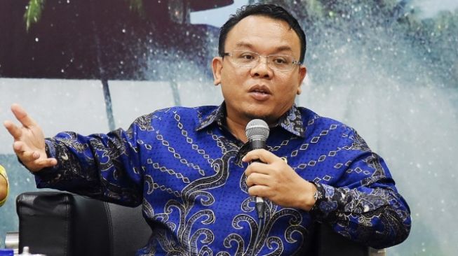 Testimoni Anggota DPR Pilih Disuntik Vaksin Nusantara