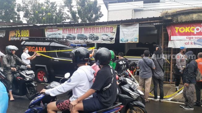 Penangkapan Bos Showroom Mobil Diduga Teroris Gemparkan Warga Condet