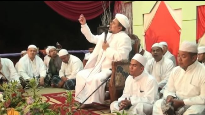 Viral video Habib Rizieq kecam aksi bom bunuh diri di Indonesia. 