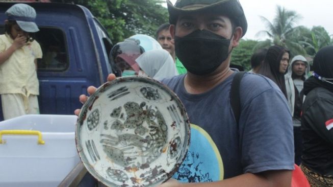 Menyelam di Laut Tidore, Tim KKP Temukan Peninggalan Dinasti Ming