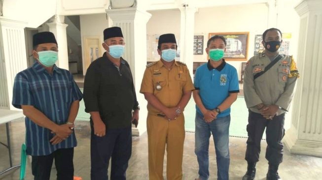 Bom di Makassar, Ketua PCNU Bandar Lampung Datangi Gereja Tri Tunggal