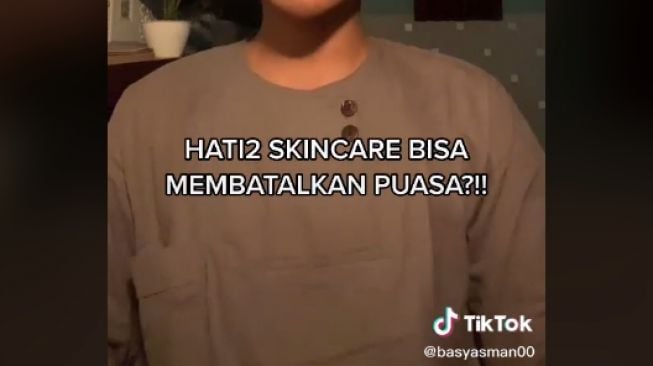 Sebut Pemakaian Skincare Bisa Batalkan Puasa, Pria Ini Pancing Emosi Publik