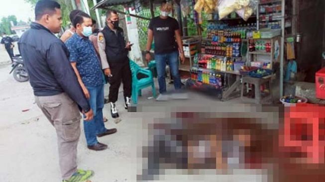 Ngamuk Pukul Lemari Es Warung, Pria Gangguan Jiwa Tewas Bersimbah Darah