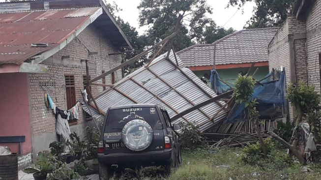 Puluhan Rumah di Samosir Rusak Diterjang Angin