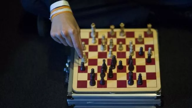 Twitch, The Streaming Platform Where GM Irene Sukandar Vs GothamChess Duel  Chess Online