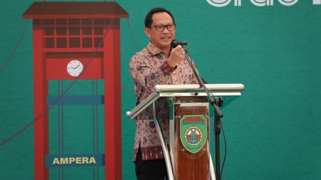 Mendagri : Di Masa Krisis, Sinergitas Pusat dan Daerah Mutlak Diperlukan