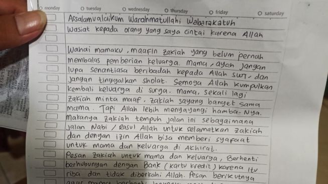 Zakiah Aini, terduga teroris perempuan berjilbab biru tewas ditembak mati di Mabes Polri.