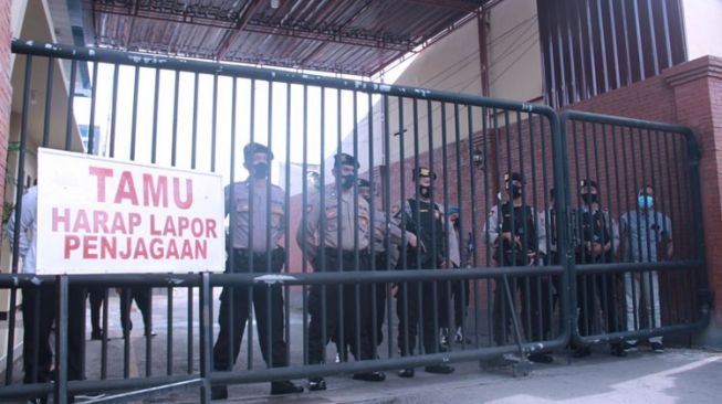 Perketat Pengamanan Markas, Polres Mojokerto Kota Gelar Sispam Mako