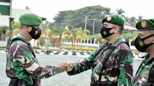 141 Personil Korem 133/NW Naik Pangkat