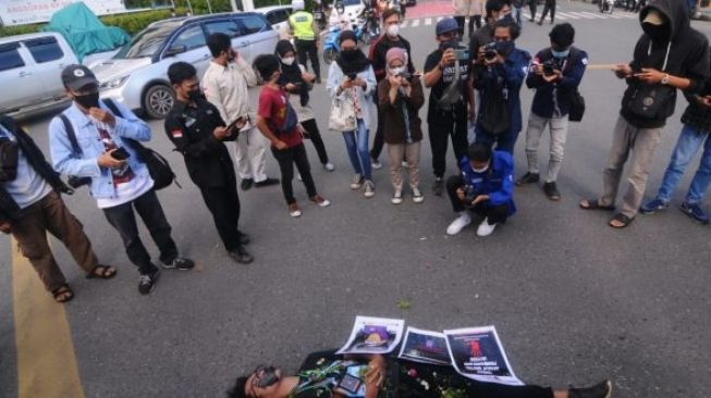 Koalisi Kemerdekaan Pers Gelar Aksi Solidaritas Jurnalis Tempo Nurhadi