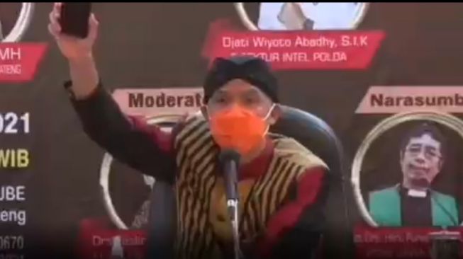 Ganjar Pranowo Tak Yakin Penyerang Mabes Polri Lone Wolf