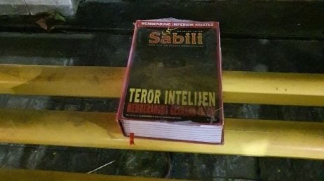 Geger Buku Teror Intelijen Ditemukan di Gereja BPIB Effatha, Ibadah Buyar