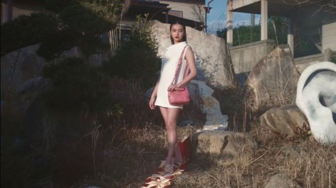 Tuai Kritikan karena Dinilai Hina Kimono Jepang, Brand Valentino Minta Maaf