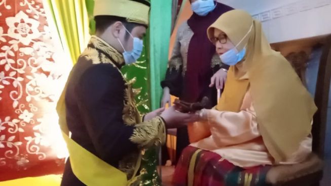 Pangeran Ratu Gusti Fiqri Jadi Raja Landak, Kalimantan Barat