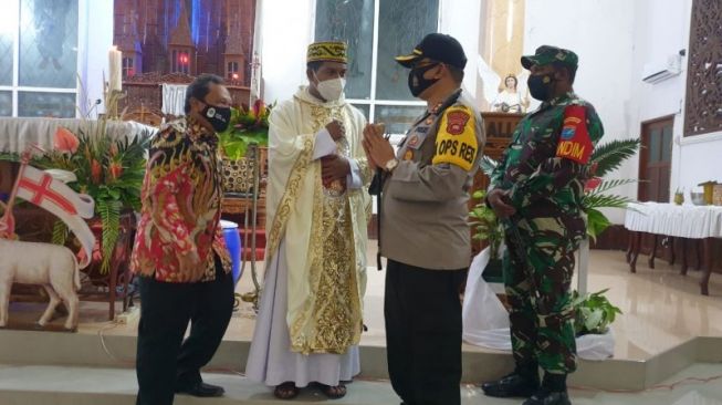 Ratusan Gereja di Kapuas Hulu Ibadah Paskah dengan Aman