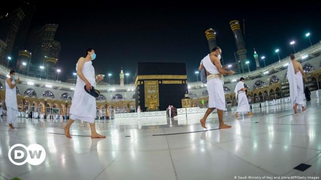 Mulai Ramadan, Saudi Izinkan Jemaah yang Sudah Divaksin untuk Umrah