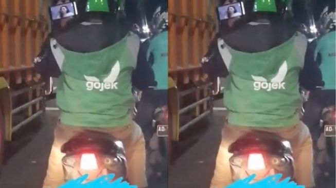 Nekat! Demam 'Ikatan Cinta', Driver Ojol Nonton Sambil Motoran