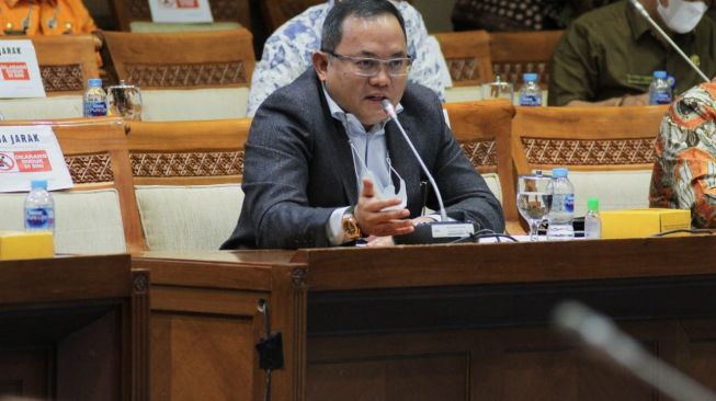 Dodi Reza Beri Usulan RUU Energi Terbarukan: Daerah Produsen Dapat Insentif