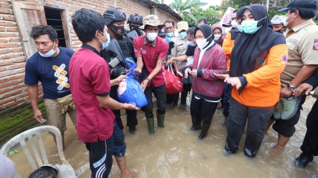 Mensos Risma Ngamuk Lagi Dapat Julukan Baru: Menteri Spesialis Bikin Drama