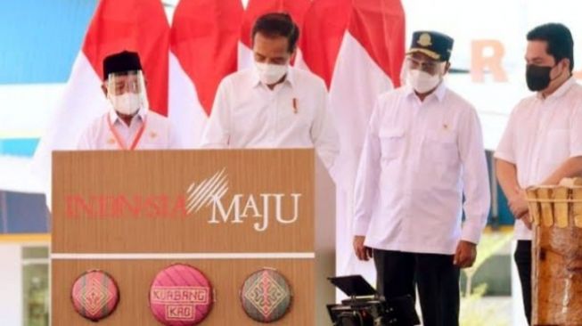 Presiden Resmikan Terminal Bandara Kuabang Maluku Utara