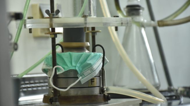 Canggih! Kini Uji Masker Buatan UMKM Lokal Bisa di Laboratorium ITB