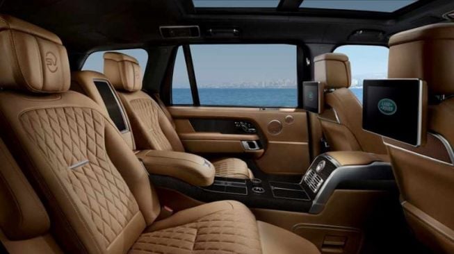 Interior yang menawarkan eksklusivitas selaras pesanan atau bespokde dari Range Rover SVAutobiography Ultimate [Jaguar Land Rover via ANTARA].