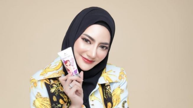 Kisah Sukses Influencer Sharavasti, Berawal dari Masalah Kulitnya Sendiri