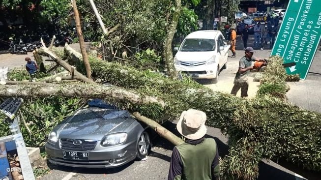 Cuaca Ekstrem Berpotensi Terjadi di Bandung Raya hingga Akhir April